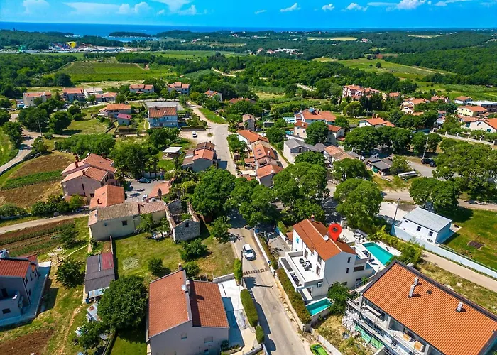 Apartman Dolce With Heated Pool