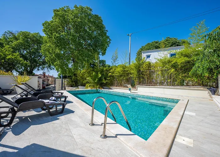 Dolce With Heated Pool Lejlighed *