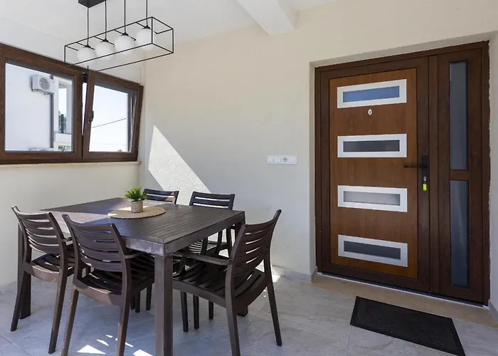 Apartman Dolce With Heated Pool Porec
