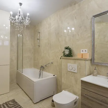 Dolce With Heated Pool Apartman