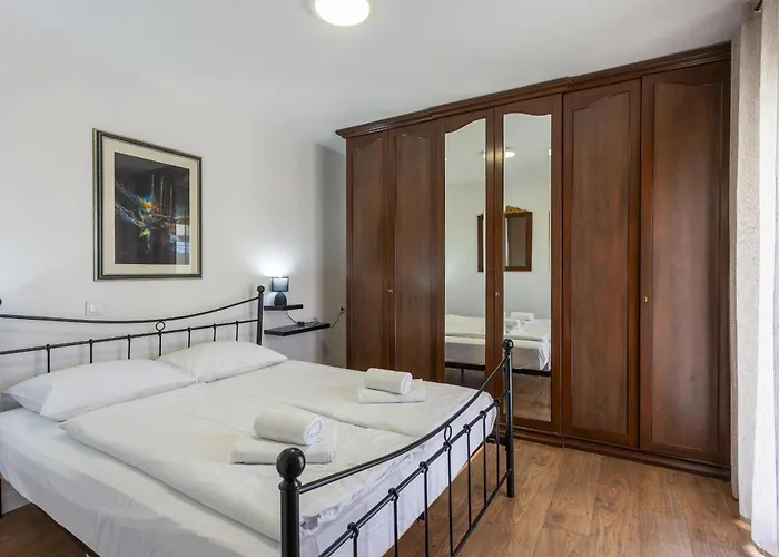 Dolce With Heated Pool 아파트 포레치