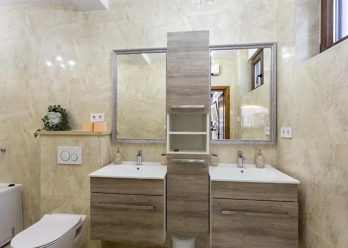 Dolce With Heated Pool 아파트 포레치